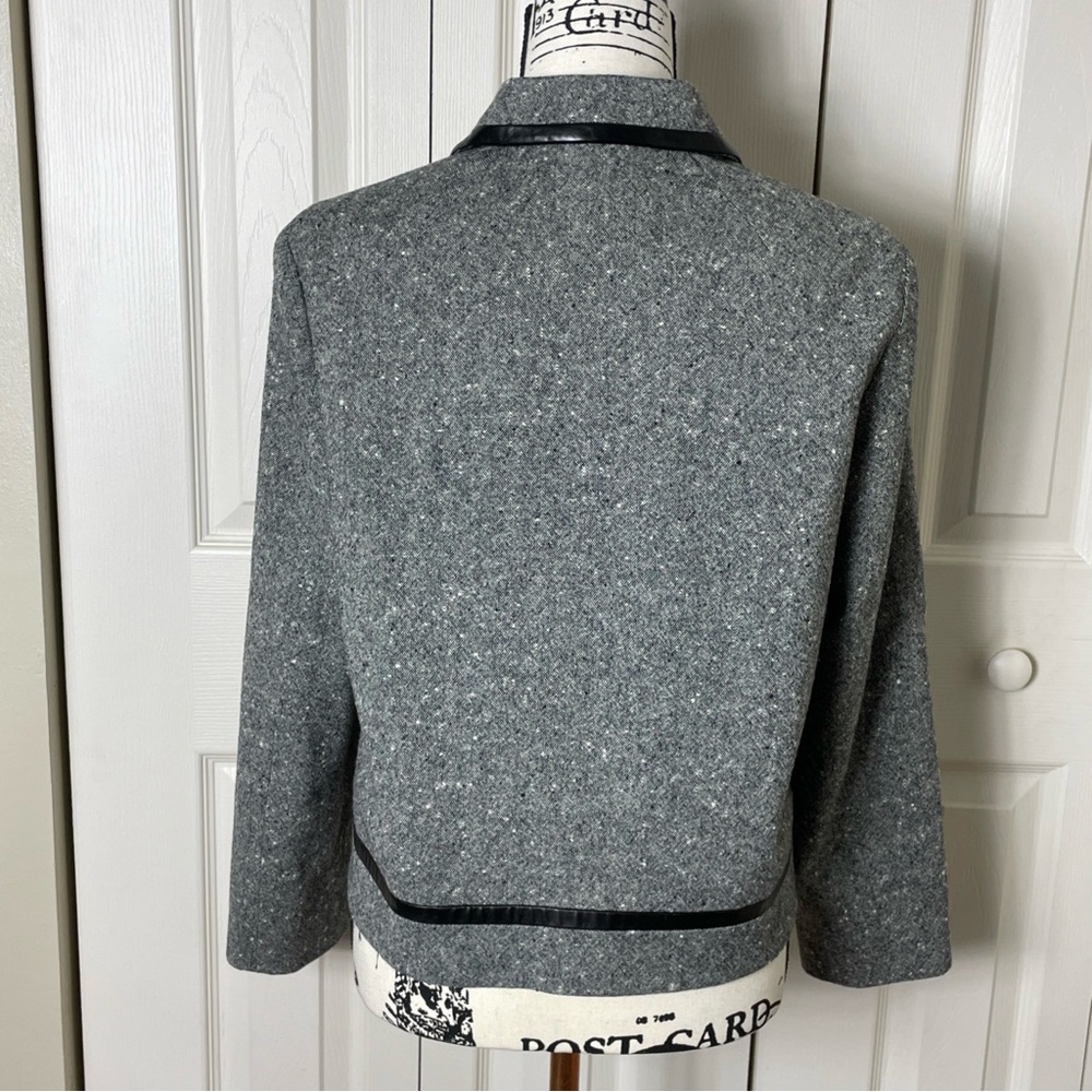 Pendleton Women’s Size 12P Three Button Virgin Wo… - image 6